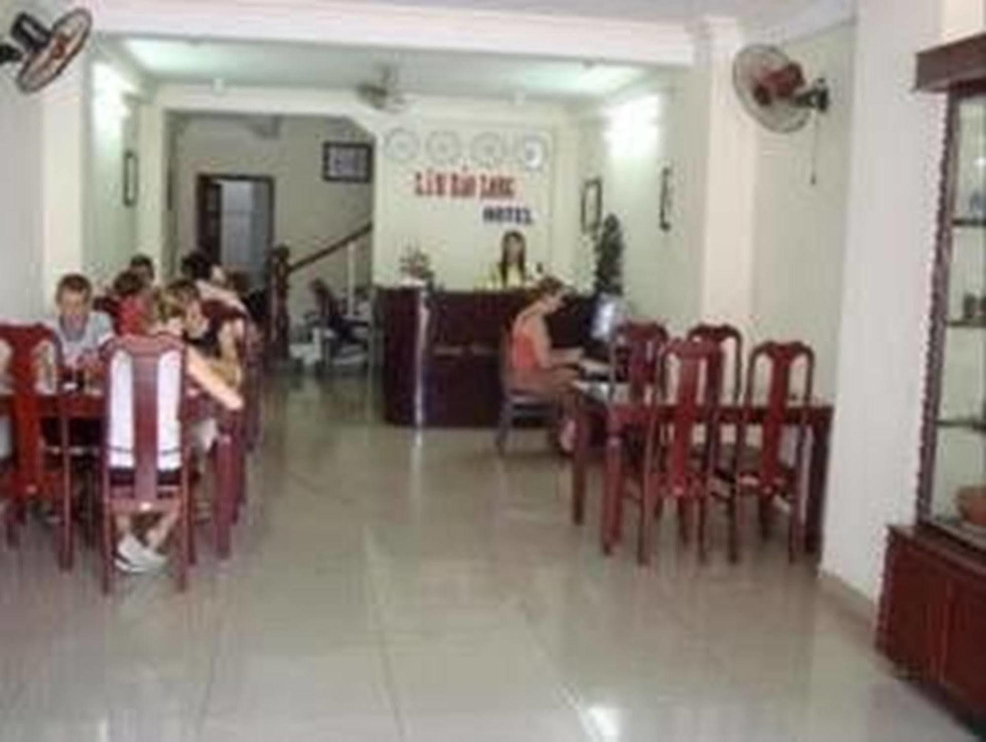 Lam Bao Long Hotel Hue Buitenkant foto
