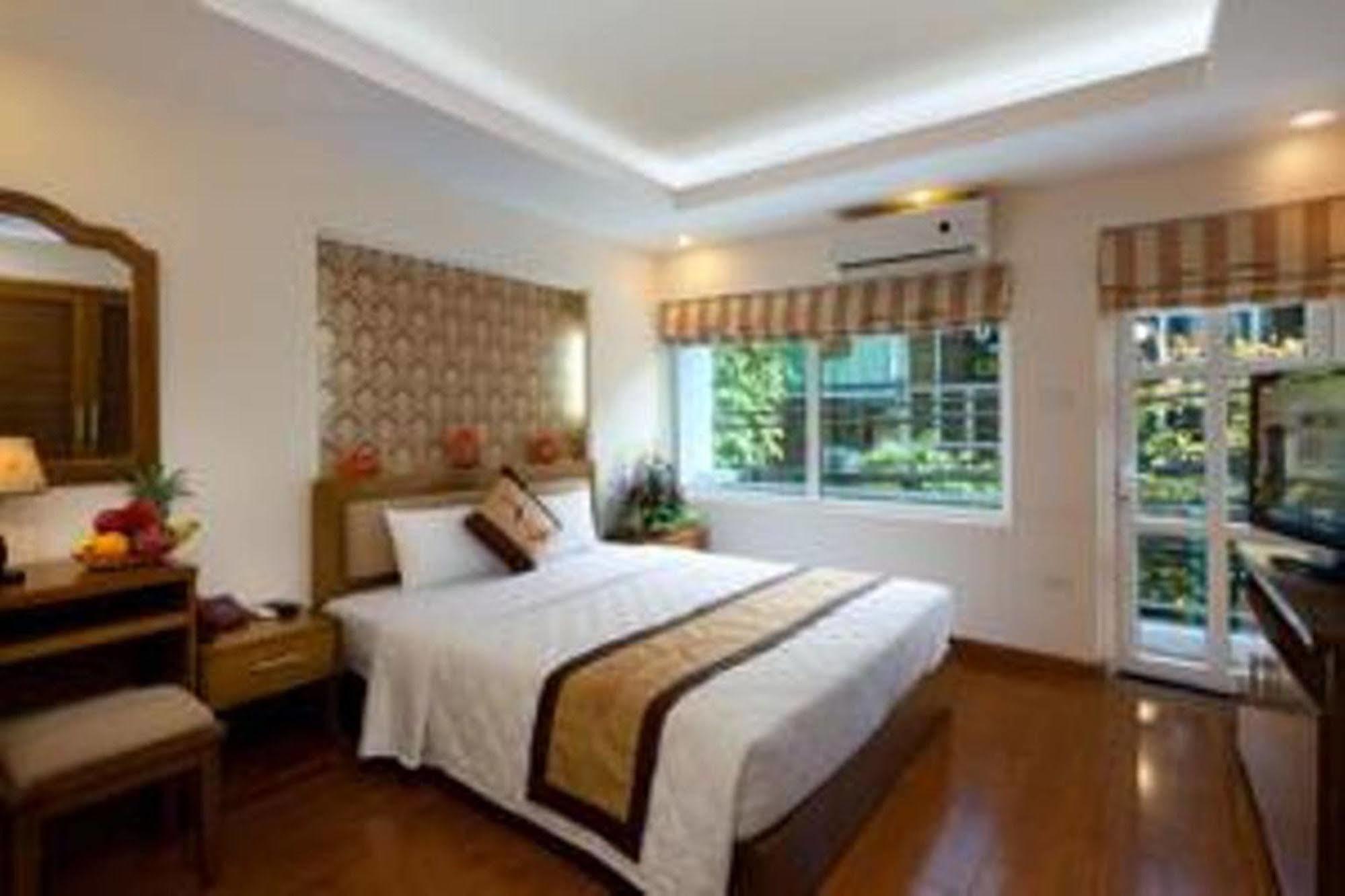 Lam Bao Long Hotel Hue Buitenkant foto
